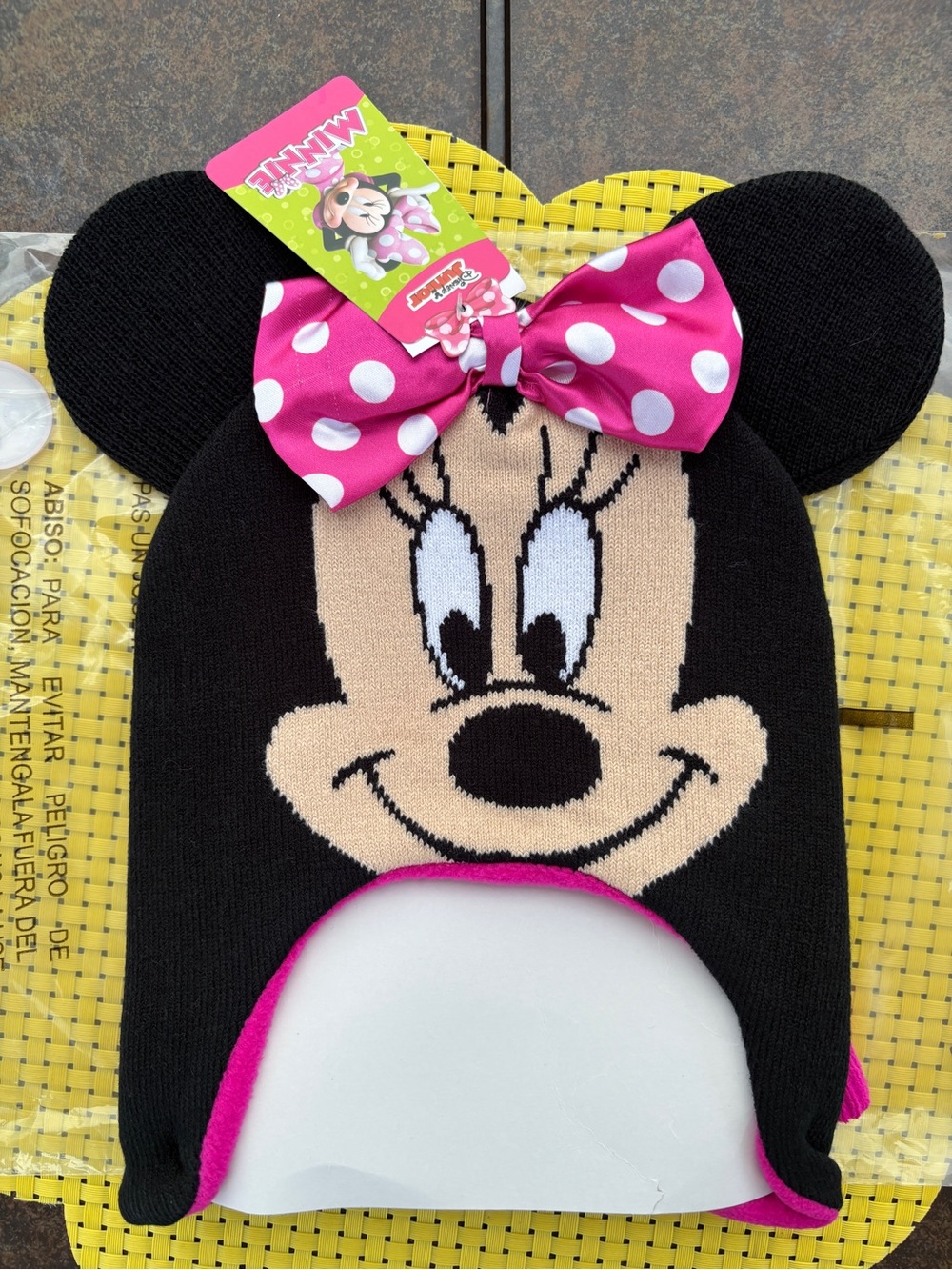 Minnie Mouse Knit Beanie with Polka Dot Bow and 2 sets of mittens